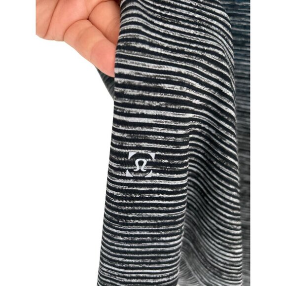 Lululemon Mens Blue Striped Short Sleeve Athletic T-Shirt Size M - Picture 4 of 9